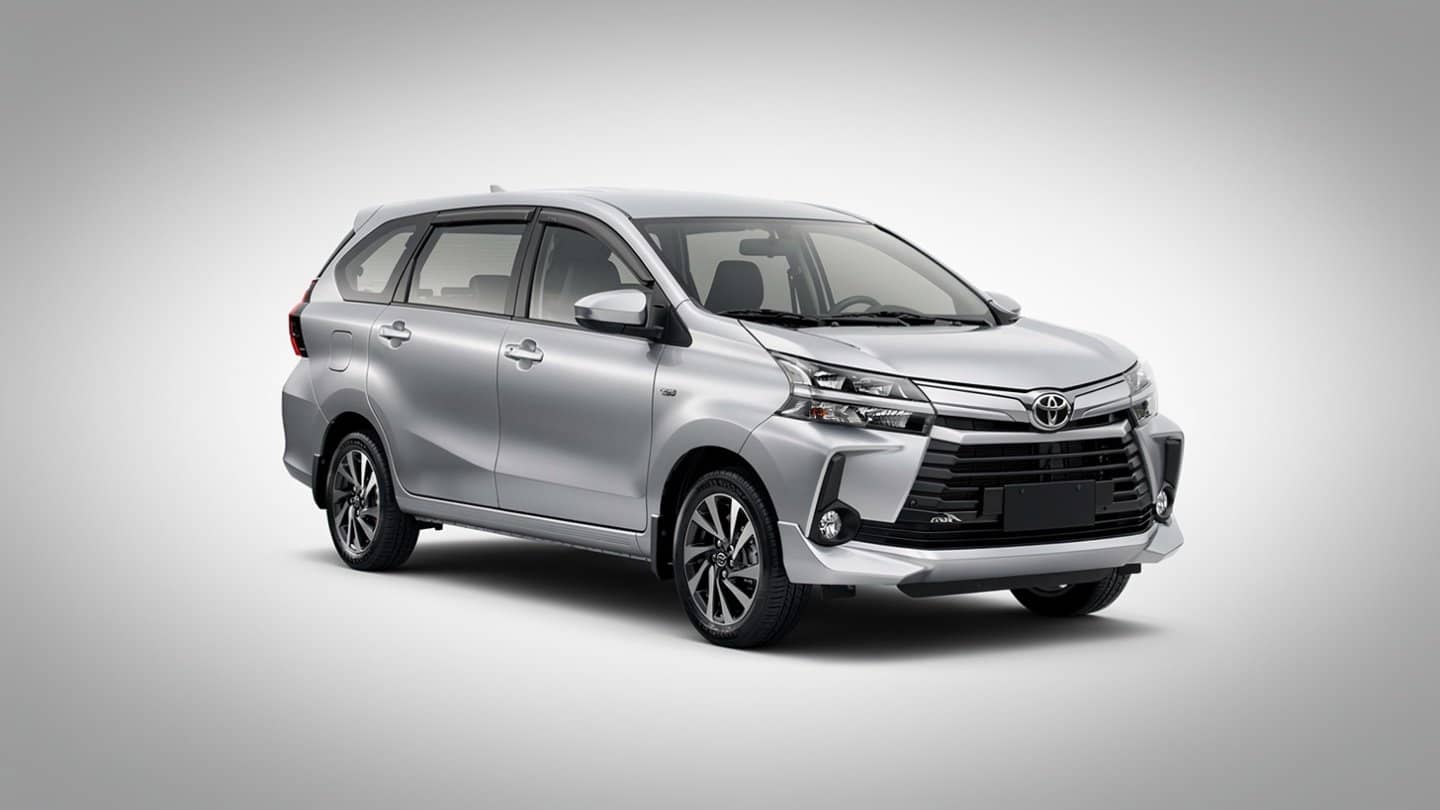 Toyota Avanza 2026 (Silver)
